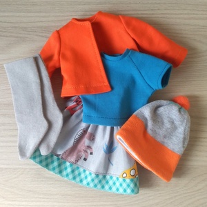 Narancs kabátos öltözék 32 cm-s Paola Reina babának - játék & sport - baba & babaház - babaruha, babakellék - Meska.hu