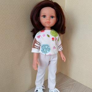 Rugalmas vászonnadrág, két pólóval, Paola Reina babáknak - Meska.hu