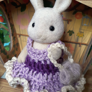 Horgolt ruhácskák Sylvanian állatkáknak - 3 db, Játék & Sport, Baba & babaház, Babaruha, babakellék, Horgolás, MESKA