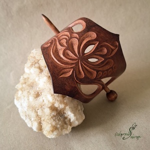 Kalocsai fantázia - bőr kontycsat, Ruha & Divat, Hajdísz & Hajcsat, Hajcsat & Hajtű, Bőrművesség, MESKA