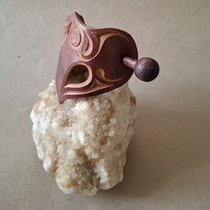 Szívügy - bőr kontycsat - ruha & divat - hajdísz & hajcsat - hajcsat & hajtű - Meska.hu