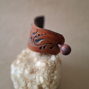 Kis tulipán - bőr kontycsat - ruha & divat - hajdísz & hajcsat - hajcsat & hajtű - Meska.hu