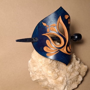 Kék virágzás - bőr kontycsat - ruha & divat - hajdísz & hajcsat - hajcsat & hajtű - Meska.hu