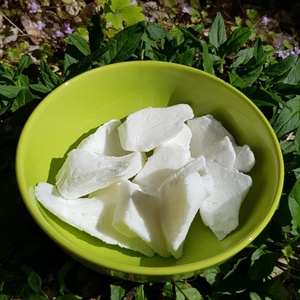 Hófehérke (Repceviasz tégelyes gyertya készítéséhez - 1 kg) - kellékek & szerszámok - vegyes alapanyag - gyertya alapanyag - Meska.hu