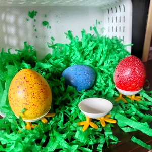 Tojástartó pipi láb - Meska.hu