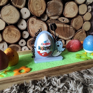 Húsvéti Kindertojás tartó - ünnepi díszek, dekorációk - húsvéti díszek és dekorációk - húsvéti tojástartó - Meska.hu