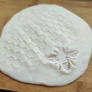 Mintázó henger � Méhsejt - otthon & életmód - konyhafelszerelés, tálalás - sütés, főzés - sütidísz - Meska.hu