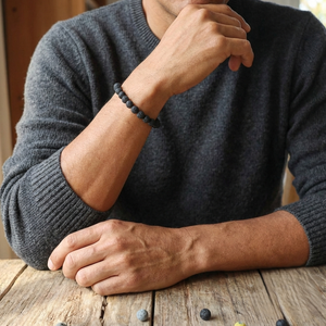 Lávakő karkötő � többféle színből - ékszer - karkötő - ásványkarkötő - Meska.hu