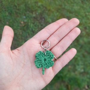Horgolt lóhere kulcstartó (mini) - táska & tok - kulcstartó & táskadísz - kulcstartó - Meska.hu