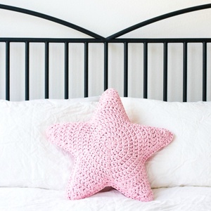 Csillag alakú horgolt párna - otthon & életmód - lakástextil - párna & párnahuzat - Meska.hu