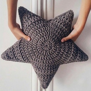 Csillag alakú horgolt párna - otthon & életmód - lakástextil - párna & párnahuzat - Meska.hu