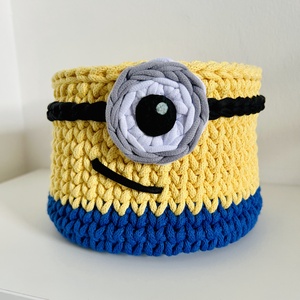 Minion horgolt tároló kosár - otthon & életmód - babaszoba, gyerekszoba - játéktároló - Meska.hu