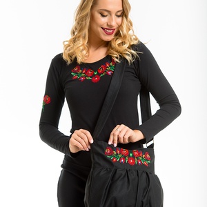 Szervető-matyó buggyos táska - fekete - táska & tok - kézitáska & válltáska - válltáska - Meska.hu