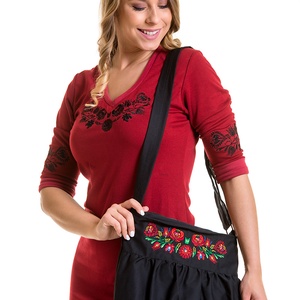 Szervető-matyó buggyos táska - fekete - táska & tok - kézitáska & válltáska - válltáska - Meska.hu