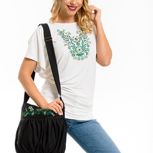 Szervető-jászsági indás-leveles buggyos táska - fekete-zöld - táska & tok - kézitáska & válltáska - válltáska - Meska.hu