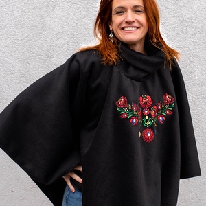 Szervető-matyó indás poncsó - fekete - ruha & divat - női ruha - poncsó - Meska.hu