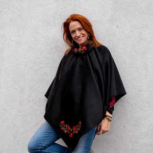 Szervető-matyó poncsó - fekete - Meska.hu