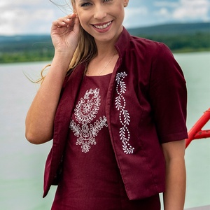 Borbála ruha Szervető-Fejér megyei hímzéssel - bordó - ruha & divat - női ruha - ruha - Meska.hu