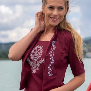 Blézer Szervető-Fejér megyei hímzéssel - bordó - ruha & divat - női ruha - blézer & kosztüm - Meska.hu