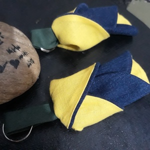 Sárga Tulipán kulcstartó, táskadísz - Meska.hu