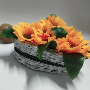 SzeviMaMa virágbox (napraforgós), Otthon & Életmód, Dekoráció, Asztal és polc dekoráció, Asztaldísz, Fonás (csuhé, gyékény, stb.), Újrahasznosított alapanyagból készült termékek, MESKA