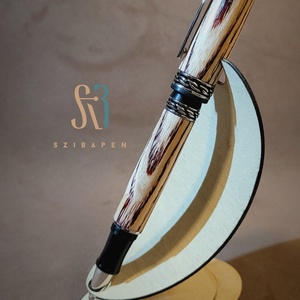 Egyedi rollerball.  Kőris fából.  - otthon & életmód - papír, írószer - ceruza & toll - Meska.hu