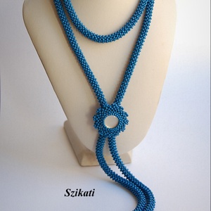 Kék hosszú gyöngyfűzött nyaklánc -  - Meska.hu