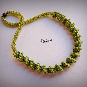 Zöld gyöngyfűzött ékszerszett - ékszer - ékszerszett - Meska.hu Zöld gyöngyfűzött ékszerszett - ékszer - ékszerszett - Meska.hu