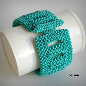 Türkiz - ezüst gyöngyfűzött karkötő - ékszer - karkötő - széles karkötő - Meska.hu Türkiz - ezüst gyöngyfűzött karkötő - ékszer - karkötő - széles karkötő - Meska.hu