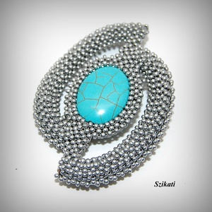 Türkiz - ezüst gyöngyfűzött kitűző - ékszer - kitűző és bross - Meska.hu