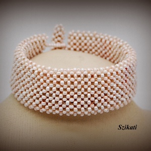 Beige fémmentes gyöngyfűzött karkötő - ékszer - karkötő - gyöngyös karkötő - Meska.hu Beige fémmentes gyöngyfűzött karkötő - ékszer - karkötő - gyöngyös karkötő - Meska.hu