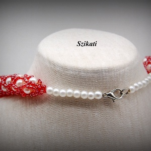 Pink - fehér gyöngyfűzött nyaklánc - ékszer - nyaklánc - gyöngyös nyaklánc - Meska.hu