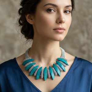 Türkiz - ezüst gyöngyfűzött nyakék - ékszer - nyaklánc - statement nyaklánc - Meska.hu