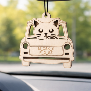Vicces Autós Macskás Fadísz, Otthon & Életmód, Autó, Visszapillantó dísz, Gravírozás, pirográfia, MESKA