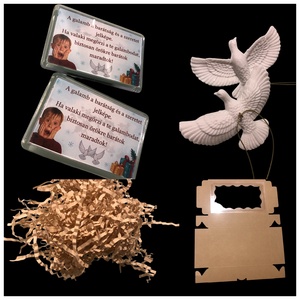 Barátságdoboz galambpár  inspirálva a híres karácsonyi filmből - karácsony - karácsonyi ajándékozás - karácsonyi ajándékcsomagolás - Meska.hu