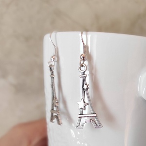 Eiffel figurás lógós fülbevaló, Ékszer, Fülbevaló, Lógó fülbevaló, Ékszerkészítés, MESKA