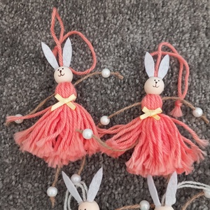 Fonalnyuszik 3 színben :) - otthon & életmód - dekoráció - fali és függő dekoráció - függődísz - Meska.hu