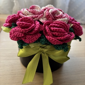 Horgolt rózsabox - otthon & életmód - dekoráció - asztal és polc dekoráció - asztaldísz - Meska.hu