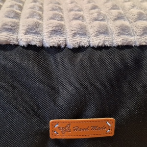 Víz, szőr és kaparásálló, megfordítható, lehúzható és mosható kutyafekhely, kutyaágy - otthon & életmód - kisállatoknak - kutyáknak - kutya fekhelyek, házak - Meska.hu