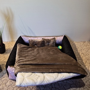 Víz, szőr és kaparásálló, lehúzható és mosható kárpitszövetes kutyafekhely - otthon & életmód - kisállatoknak - kutyáknak - kutya fekhelyek, házak - Meska.hu