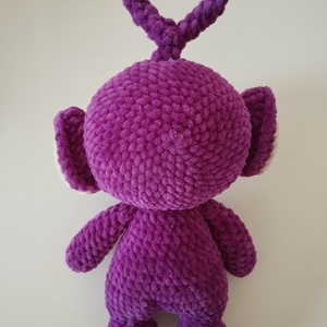 Horgolt Teletabi, Tinky Winky - játék & sport - plüssállat & játékfigura - plüss mesefigurák - Meska.hu