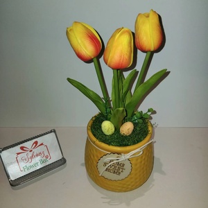 Narancssárga RealTouch tulipánok napsárga kaspóban, Otthon & Életmód, Dekoráció, Asztal és polc dekoráció, Asztaldísz, Virágkötés, MESKA