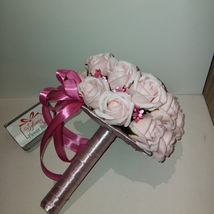 Csokor rózsaszín szappanrózsával - Meska.hu