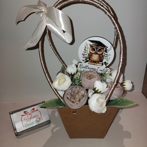 Barna-krém színű élethű virágok virágtáskában, Otthon & Életmód, Virágdekoráció, Virágok, Virágcsokor, Virágkötés, MESKA