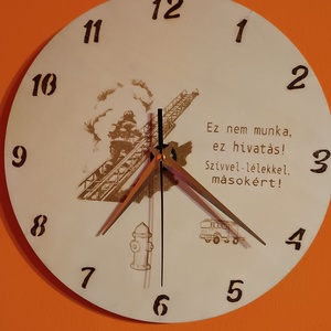 Lézergravírozott falióra 25 cm átmérőjű , Otthon & Életmód, Dekoráció, Fali és függő dekoráció, Falióra & óra, Gravírozás, pirográfia, MESKA