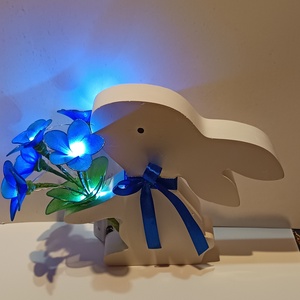 Ledes harisnyavir�g nyuszi kaspoban  - otthon & életmód - virágdekoráció - virágdíszek - asztali virágdísz - Meska.hu