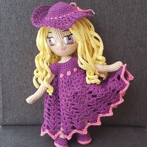 Szofi baba - horgolt, amigurumi baba - játékbaba - játék & sport - baba & babaház - öltöztethető baba - Meska.hu