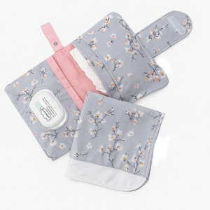 Pelenkatartó/pelenkázó neszeszer vízhatlan alátéttel, Táska & Tok, Pelenkatáska, Pelenkatartó tok, Varrás, MESKA