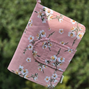 Pelenkatartó/pelenkázó neszeszer vízhatlan alátéttel - táska & tok - pelenkatáska - pelenkatartó tok - Meska.hu