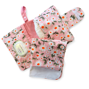 Pelenkázó neszeszer vízhatlan pelenkázó alátéttel, Baba - mama, Pelenkázó, babafürdető kellékek, Pelenkázó neszeszer, pelenkatartó, Varrás, MESKA